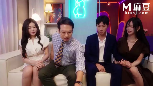 ModelMedia Asia: Hot Chinese-Korean Couple's Fucking Wife-Swapping Sex Party