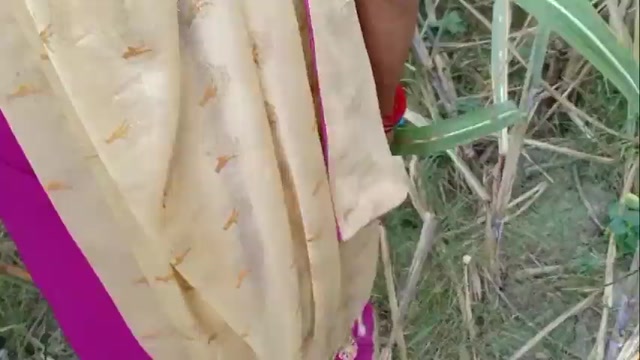 Village Girl Gets Fucking Wild in the Forest on the Way